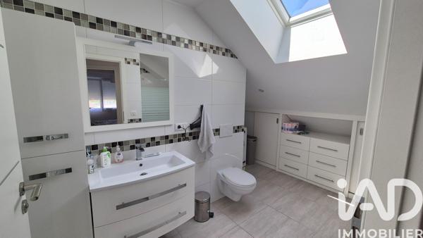 Appartement à vendre 5 pièces 118,4 m² Villers-le-Lac