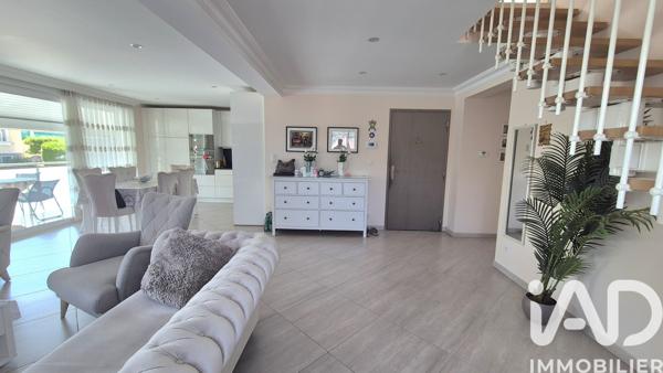 Appartement à vendre 5 pièces 118,4 m² Villers-le-Lac