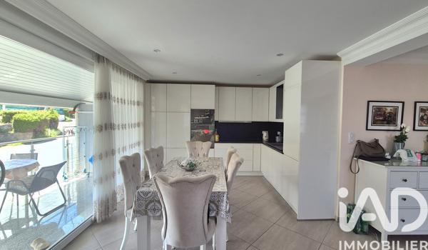 Appartement à vendre 5 pièces 118,4 m² Villers-le-Lac