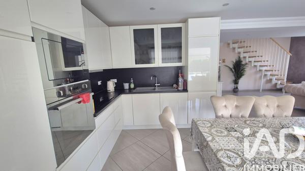 Appartement à vendre 5 pièces 118,4 m² Villers-le-Lac