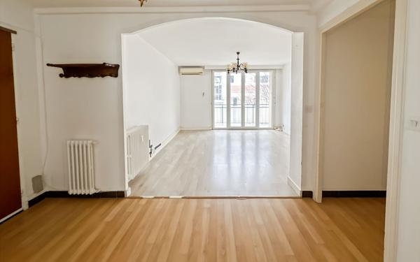 Appartement à vendre    4 pièces • 77,81 m2 Valence