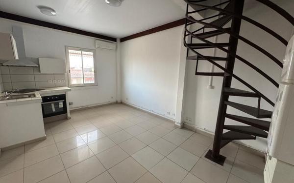 Appartement à louer    2 pièces •  Cayenne