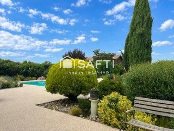 MERVILLE 31330 - PROPRIETE DE CHARME AVEC PISCINE SUR 2000 M2