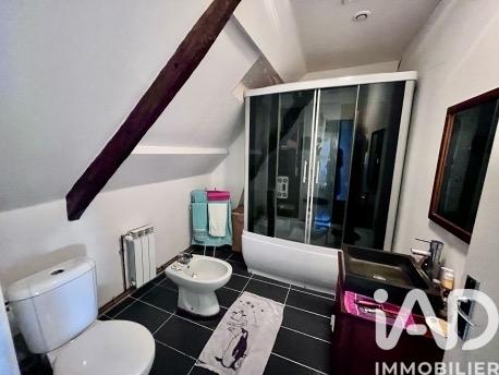 Maison à vendre 4 pièces 127 m² Grâce-Uzel