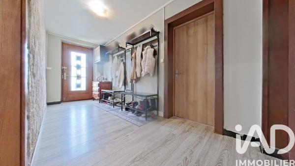 Maison à vendre 6 pièces 186,43 m² Les Rousses