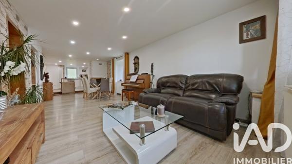 Maison à vendre 6 pièces 186,43 m² Les Rousses