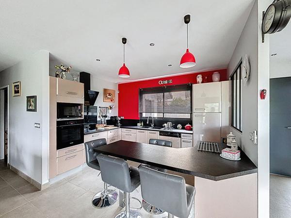 Maison contemporaine 5 pièces à vendre à Aix-les-Bains, quartier Marlioz