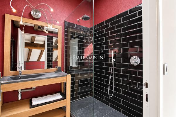 À vendre - Ciboure  centre historique - Appartement duplex avec vue port