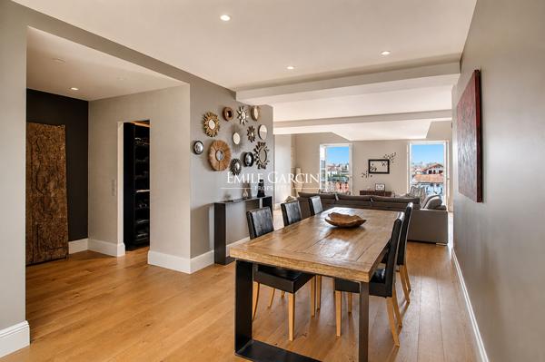 À vendre - Ciboure  centre historique - Appartement duplex avec vue port
