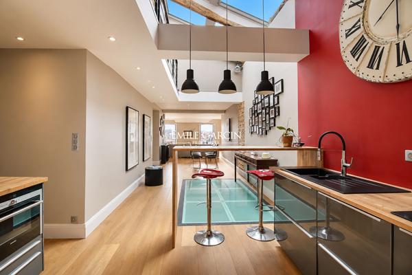À vendre - Ciboure  centre historique - Appartement duplex avec vue port
