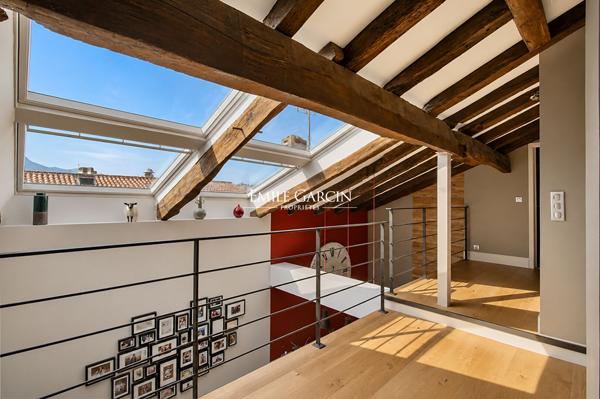 À vendre - Ciboure  centre historique - Appartement duplex avec vue port