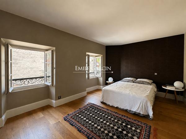 À vendre - Ciboure  centre historique - Appartement duplex avec vue port