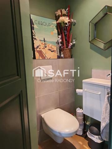Appartement bourgeois 91m2, place Carnot à Carcassonne