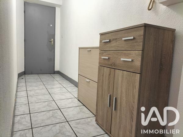 Location studio 33 m² La Côte-Saint-André