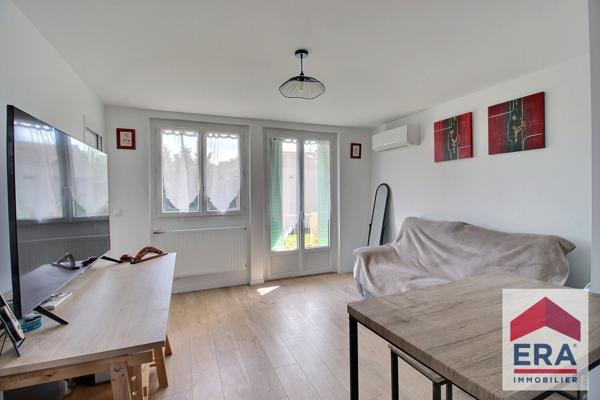 Appartement 45m² rénové, deux chambres et garage ! 