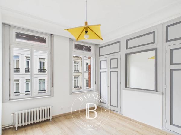 Lille, Maison de ville 8 Chambres -  210 m² à vendre