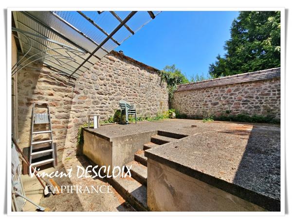Maison à vendre 3 pièces SAULIEU (21210) avec terrasse.