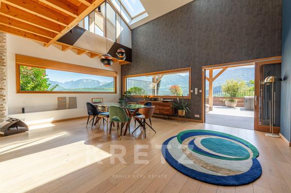 VILLA CONTEMPORAINE AVEC VUE PANORAMIQUE SUR LE LAC D’ANNECY - 4 SUITES - T2 - PISCINE - GARAGE