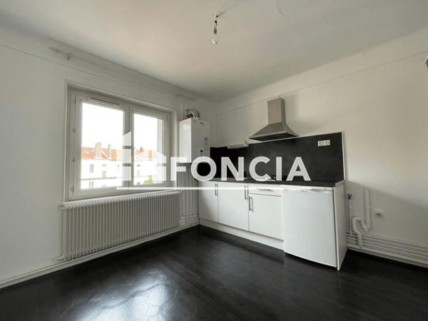 Location Studio 28.98 m² - 9 RUE COURBET Nancy 54000