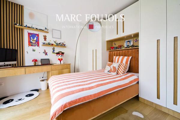 Courbevoie – maison contemporaine en parfait état avec terrasse et jardin