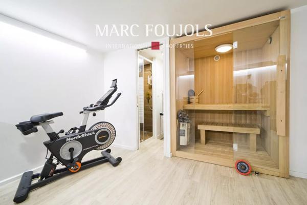 Courbevoie – maison contemporaine en parfait état avec terrasse et jardin