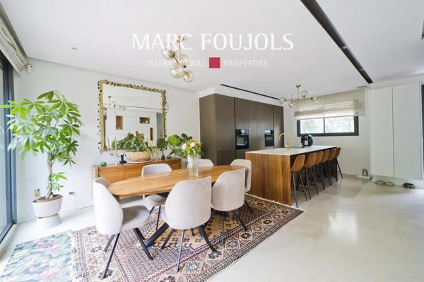 Courbevoie – maison contemporaine en parfait état avec terrasse et jardin