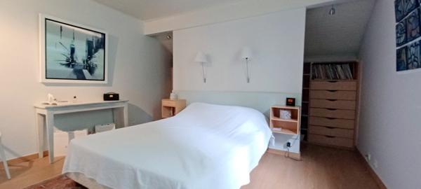 PRÉVESSIN-MOËNS – T4 150 m² avec terrasse 20 m² – Dernier étage PRÉVESSIN-MOËNS – T4 150 m² avec terrasse 20 m² – Dernier étage – Parking sous-sol – 2 caves
