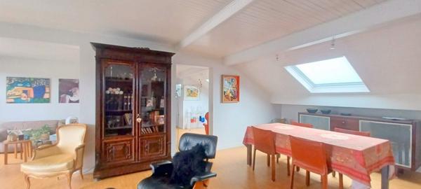 PRÉVESSIN-MOËNS – T4 150 m² avec terrasse 20 m² – Dernier étage PRÉVESSIN-MOËNS – T4 150 m² avec terrasse 20 m² – Dernier étage – Parking sous-sol – 2 caves