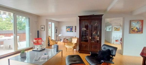PRÉVESSIN-MOËNS – T4 150 m² avec terrasse 20 m² – Dernier étage PRÉVESSIN-MOËNS – T4 150 m² avec terrasse 20 m² – Dernier étage – Parking sous-sol – 2 caves