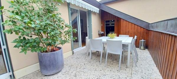 PRÉVESSIN-MOËNS – T4 150 m² avec terrasse 20 m² – Dernier étage PRÉVESSIN-MOËNS – T4 150 m² avec terrasse 20 m² – Dernier étage – Parking sous-sol – 2 caves