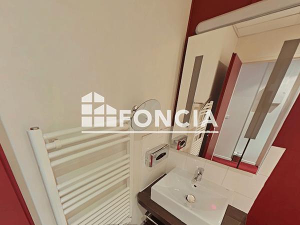 Location Studio meublé 24.43 m² - 13-15 avenue marcelin berthelot Grenoble 38100