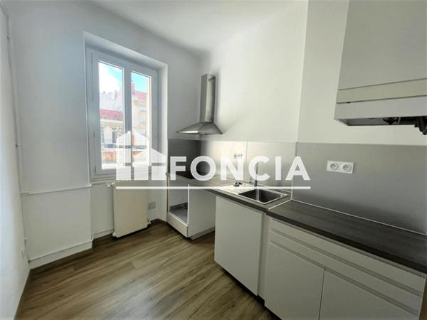 Location Appartement 2 pièces 52.13 m² - 108 BLD CUNEO Toulon 83000