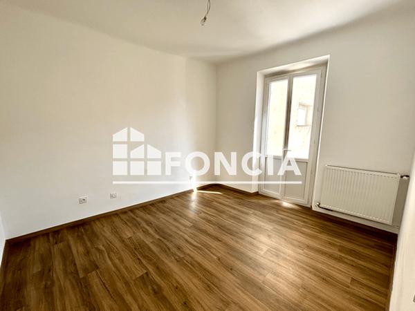 Location Appartement 2 pièces 52.13 m² - 108 BLD CUNEO Toulon 83000