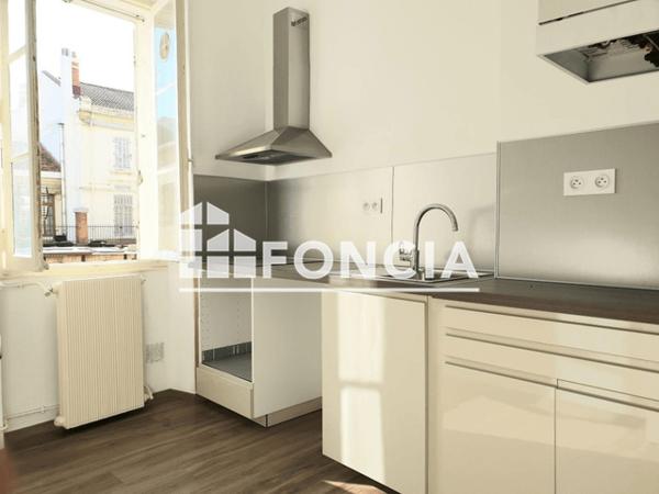 Location Appartement 2 pièces 52.13 m² - 108 BLD CUNEO Toulon 83000