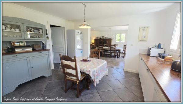 Maison à vendre 6 pièces VARAIZE (17) 4 chambres sur 1500m² de jardin clos avec garage