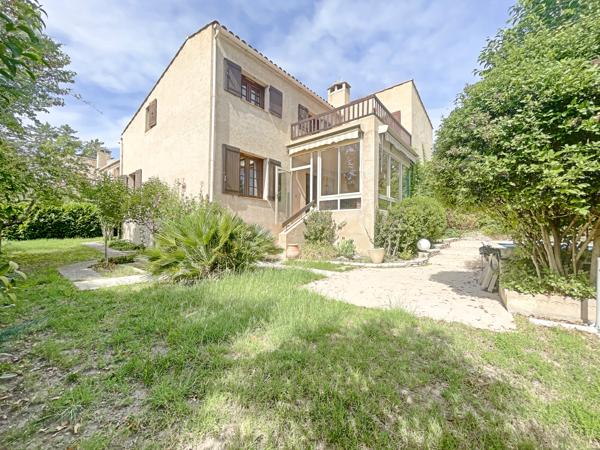 Maison
         8 pièces
        - 159 m² 369 000 € *