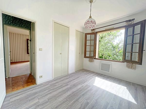 Maison
         8 pièces
        - 159 m² 369 000 € *