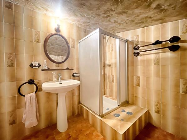 Maison
         8 pièces
        - 159 m² 369 000 € *