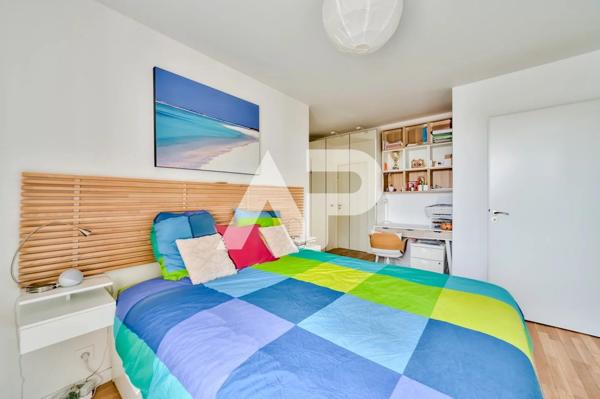 Appartement 3 pièces - Terrasse - Franco Suisse €575 000 ** - Référence 85524481B