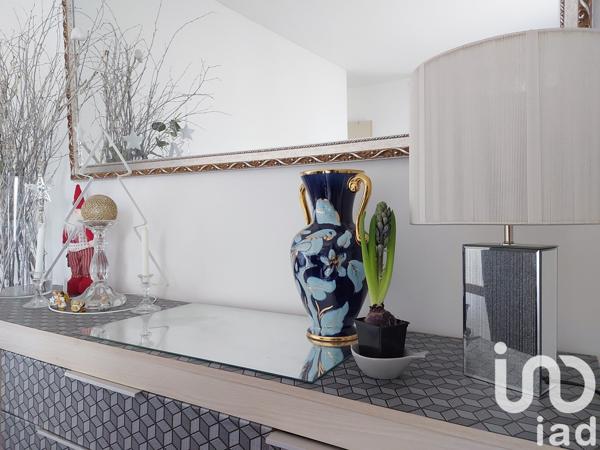 Appartement 4 pièces de 80 m² à Saint-Mammès (77670)