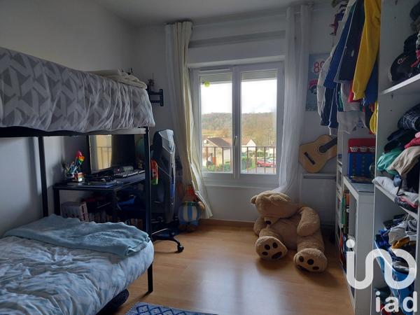 Appartement 4 pièces de 80 m² à Saint-Mammès (77670)