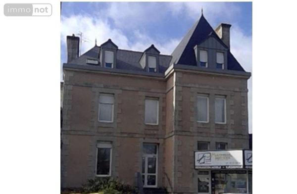 Immeuble à vendre à Loudéac dans les Côtes-d'Armor (22600), ref : 56062-2170