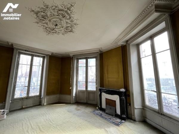 Au centre de Saint Chamond appartement avec jardin