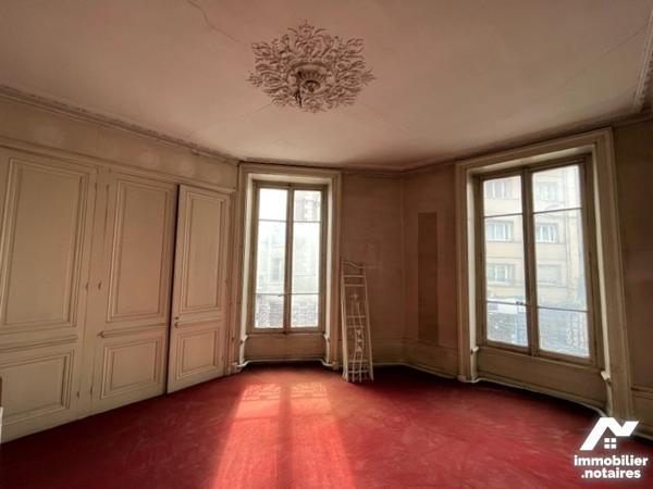 Au centre de Saint Chamond appartement avec jardin