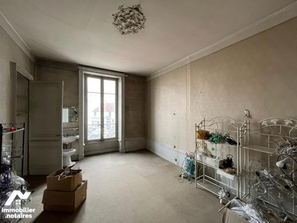 Au centre de Saint Chamond appartement avec jardin