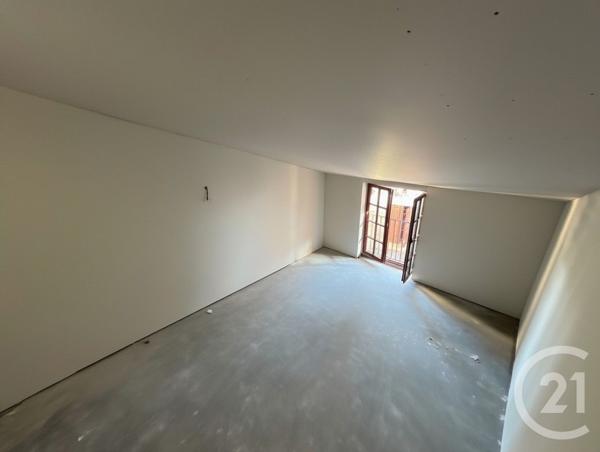 Appartement à vendre  2 pièces - 49,40 m2 CHATEAUNEUF GRASSE - 06