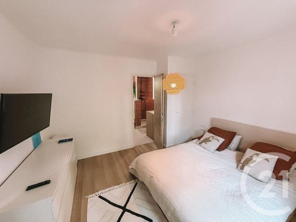 Appartement T2 à vendre  2 pièces - 48,75 m 2   MARSEILLE  - 13009