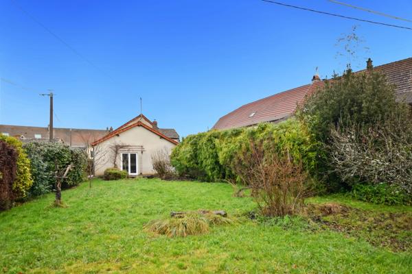 Maison de 90 m2 avec terrain à CHANGE (21)près de Nolay
