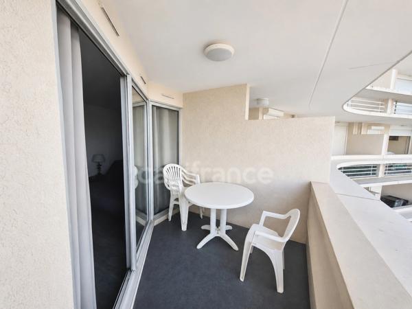 Prix en baisse ! Studio lumineux 4 couchages avec terrasse et vue Canigou – Résidence en bord de mer avec piscine