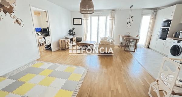 Location Appartement 4 pièces 95.5 m² - Antony 92160